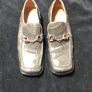 Mauri genuine Alligator gray loafers size 10